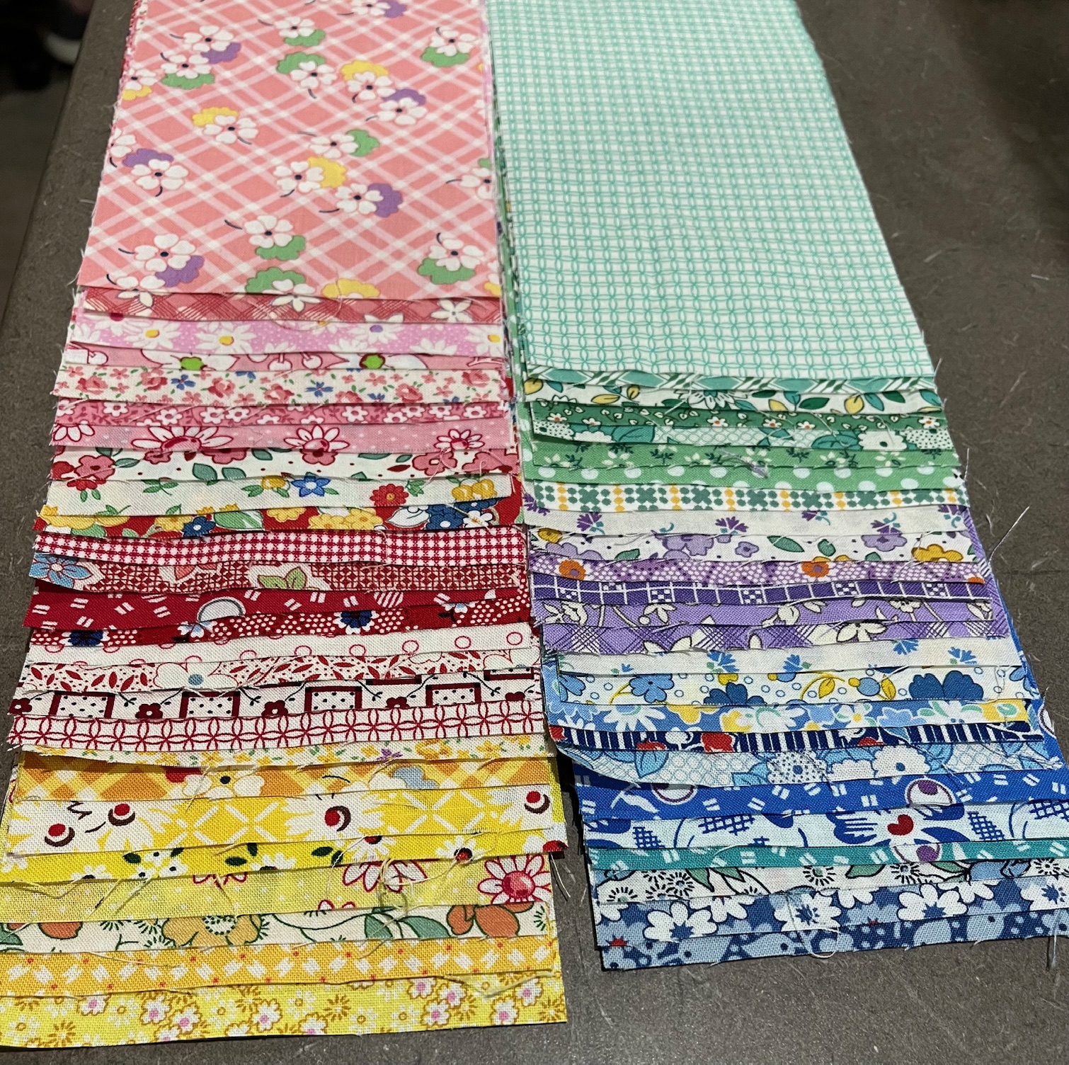 Scrap Quilt Packs - 50 Pieces - 1930's Fabrics