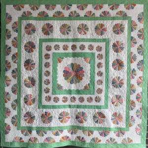 Alice Margaret Quilt - Backgrounds, Borders and Binding